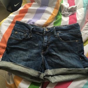 Levi’s jean shorts